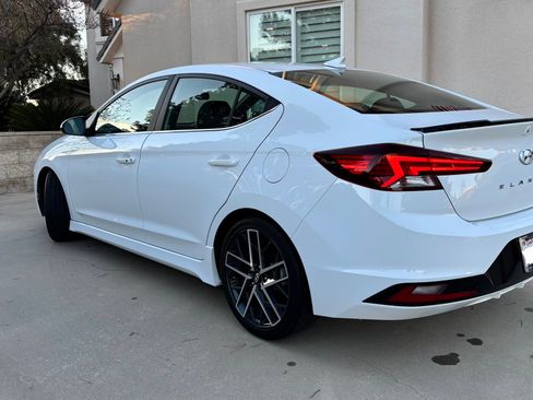 Used 2019 Hyundai Elantra Sport w/ Cargo Package image 5