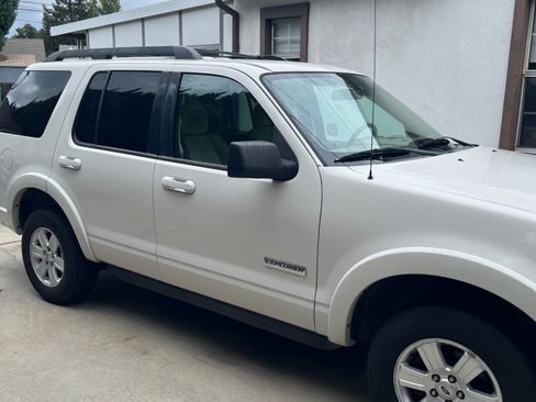 Used 2008 Ford Explorer XLT RWD image 14