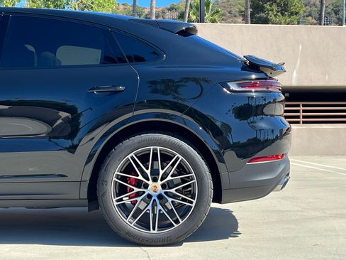 Used 2026 Porsche Cayenne S AWD/4WD image 10