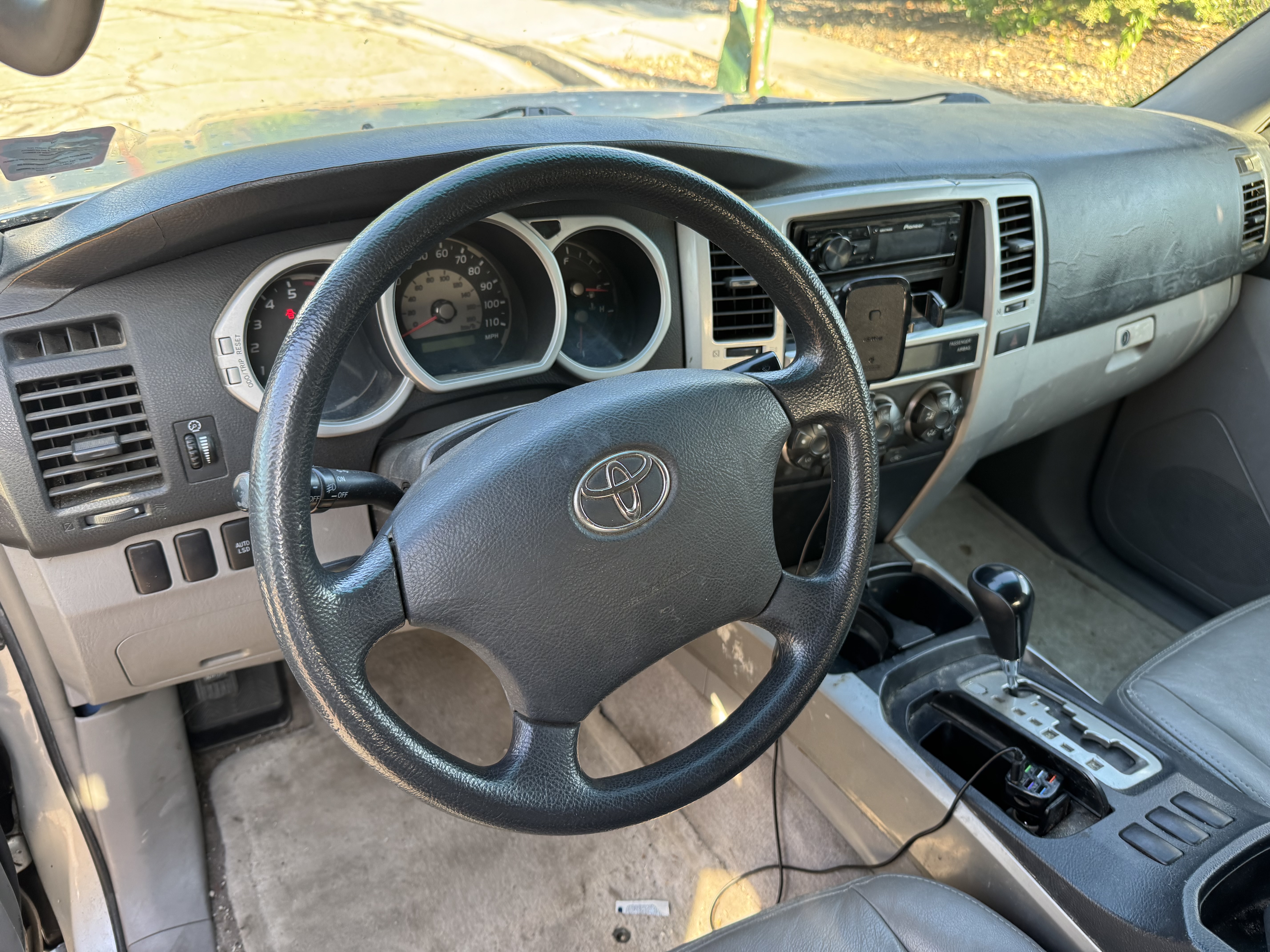 Used 2005 Toyota 4Runner Sport RWD image 13