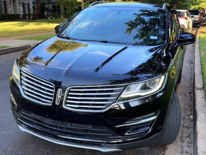 Used 2016 Lincoln MKC Select w/ Select Plus Package FWD image 2