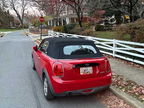 Used 2019 MINI Cooper Convertible image 5