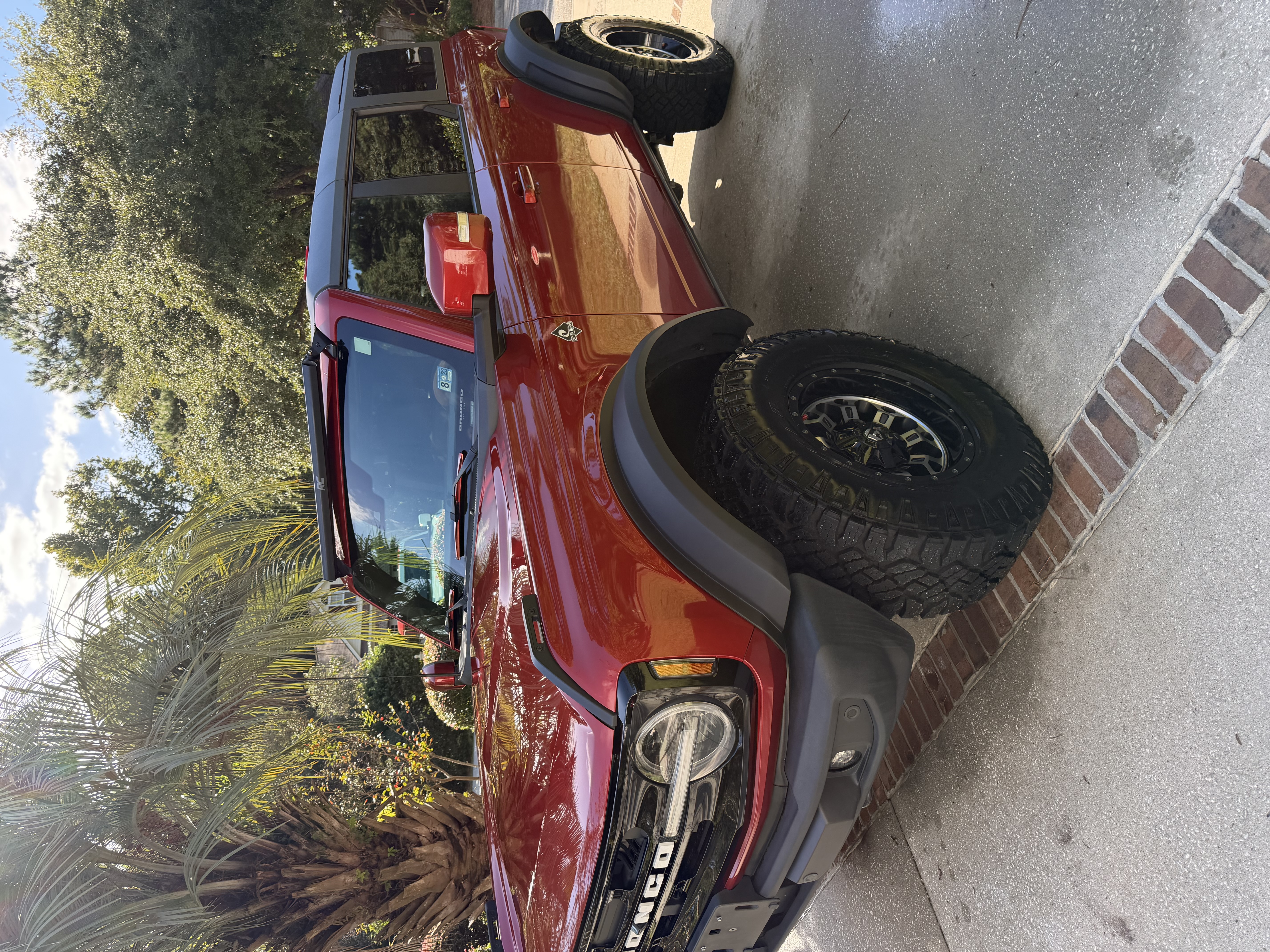 Used 2022 Ford Bronco Outer Banks AWD/4WD image 1