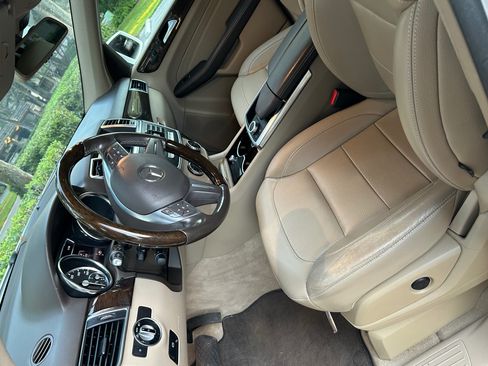 Used 2014 Mercedes-Benz ML 350 ML 350 4MATIC Sport Utility 4D image 5