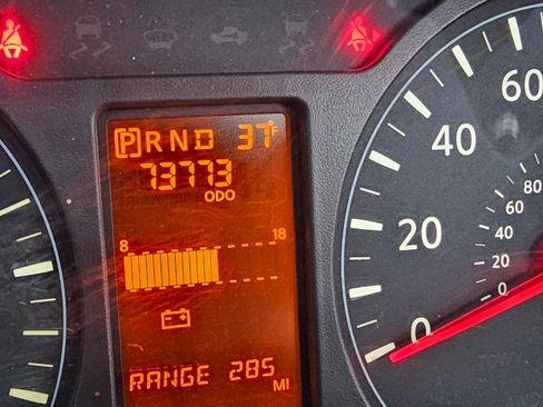 Used 2016 Nissan NV 3500 SV w/ Technology Package image 10