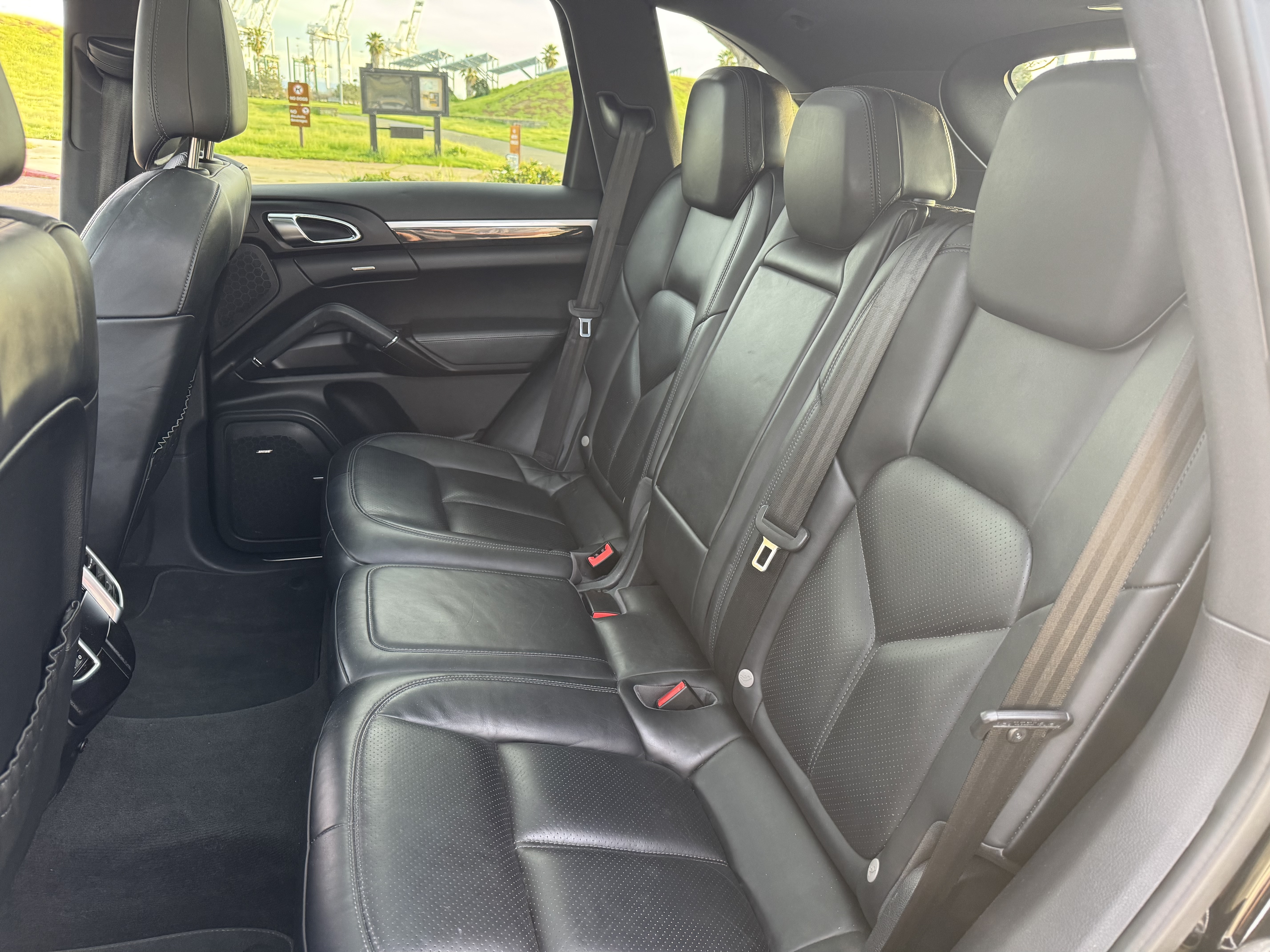 Used 2016 Porsche Cayenne S AWD/4WD image 8