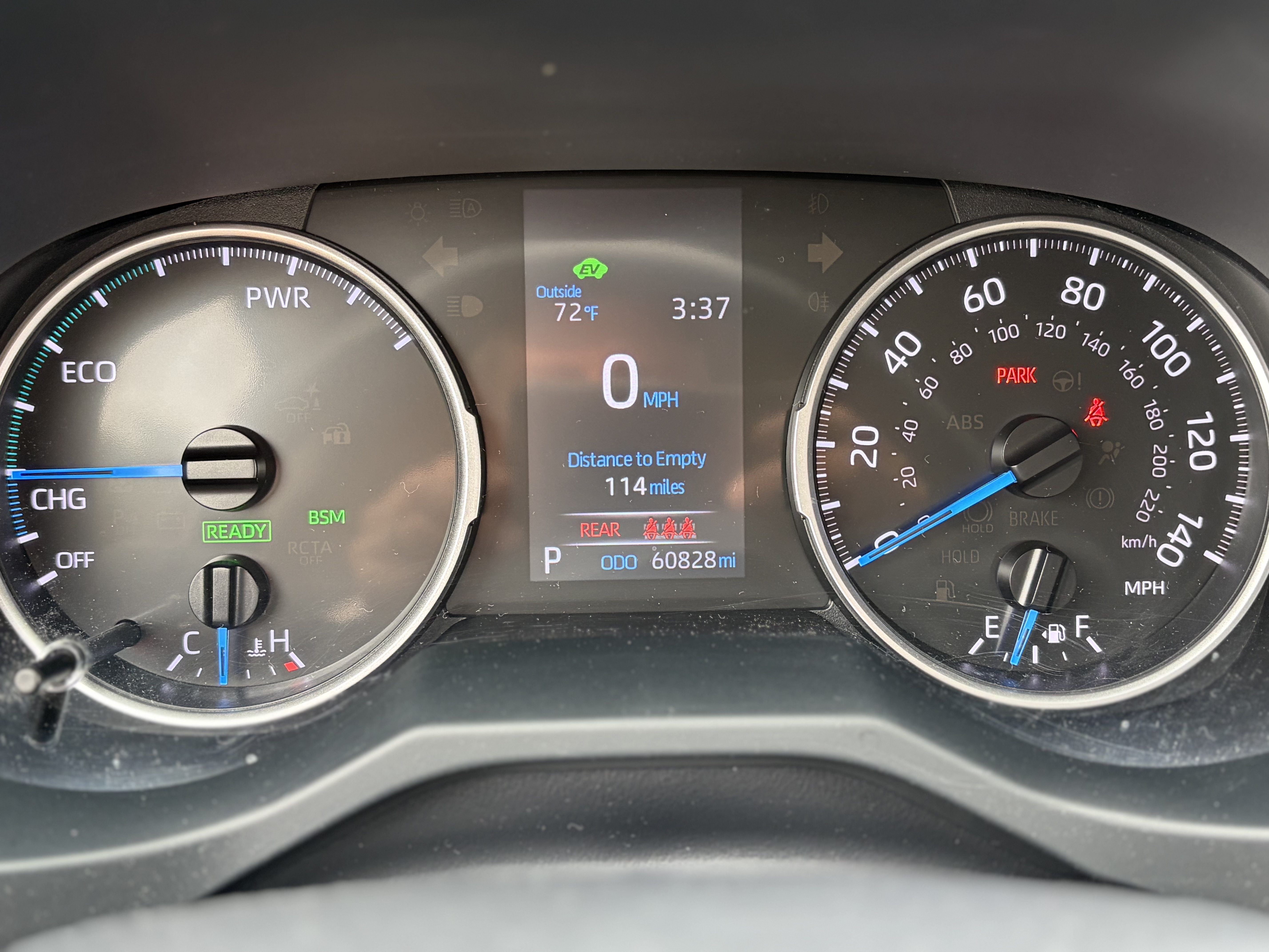 Used 2022 Toyota RAV4 XLE Premium AWD/4WD image 6