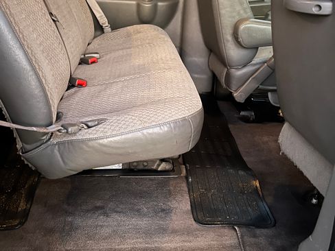 Used 2011 Chevrolet Express 3500 LT w/ LT Preferred Equipment Group image 9