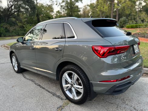 Used 2024 Audi Q3 2.0T Premium Plus image 4