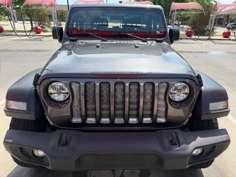 Used 2018 Jeep Wrangler Sport AWD/4WD image 1