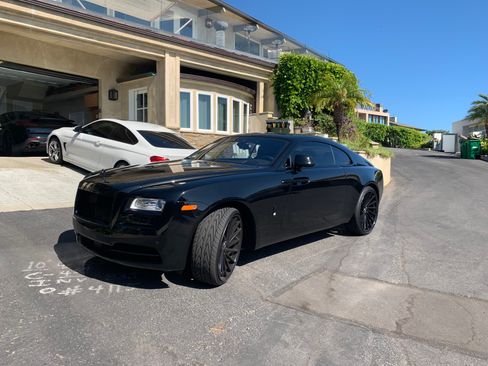 Used 2014 Rolls-Royce Wraith image 1