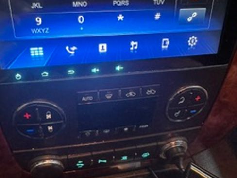 Used 2007 Chevrolet Avalanche LTZ w/ LTZ Preferred Equipment Group AWD/4WD image 16