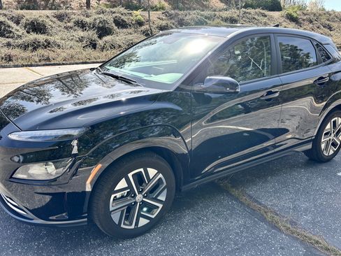 Used 2023 Hyundai Kona SEL w/ Cargo Package image 1