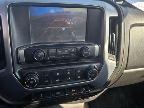 Used 2015 GMC Sierra 2500 SLE image 13