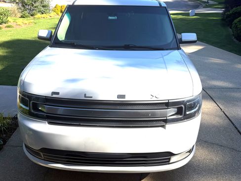 Used 2019 Ford Flex Limited FWD image 15