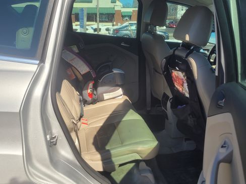 Used 2013 Ford C-MAX SEL image 12