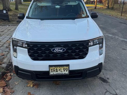 Used 2025 Ford Maverick XL w/ Equipment Group 102A AWD/4WD image 4
