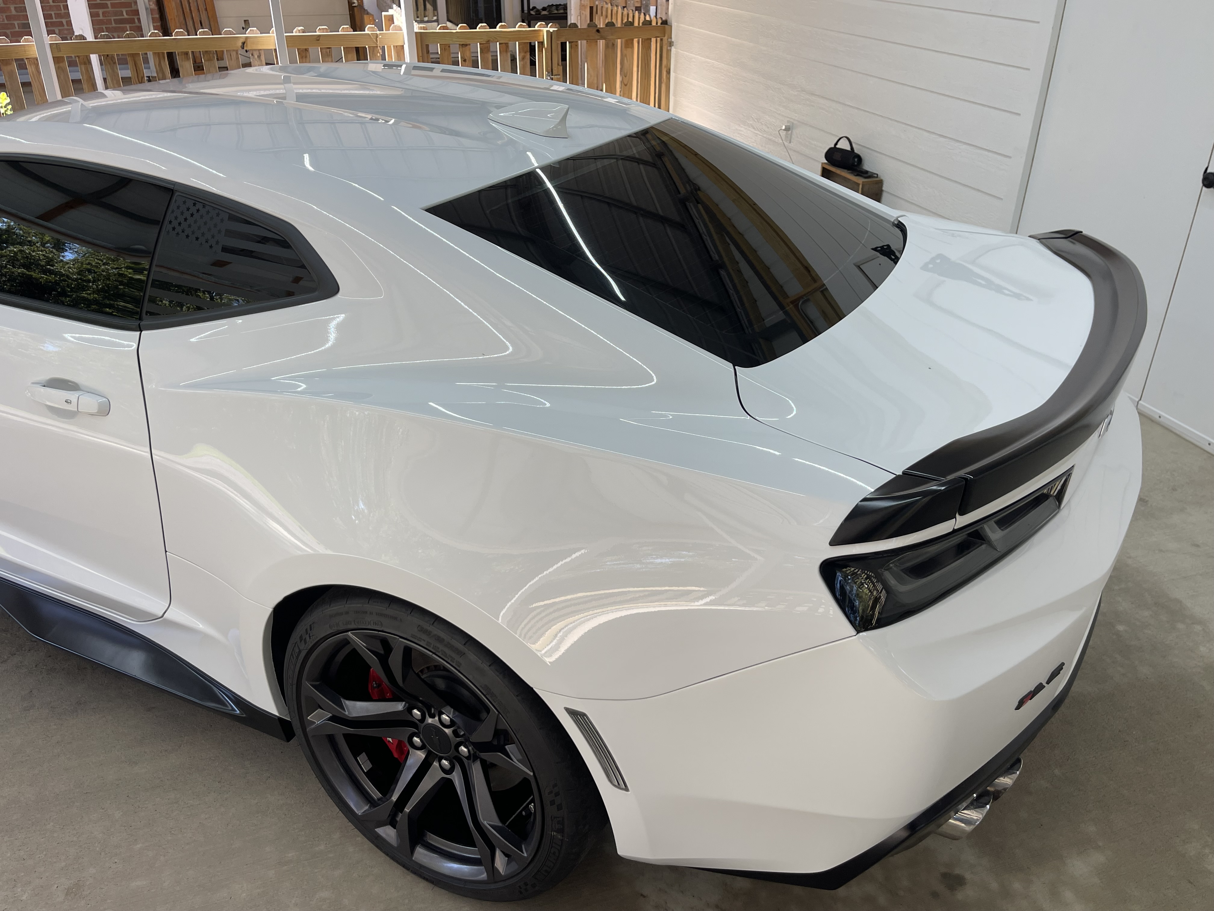 Used 2018 Chevrolet Camaro SS RWD image 19