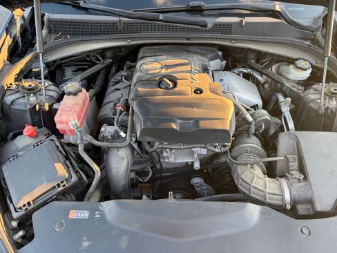 Used 2018 Cadillac CTS Luxury image 12