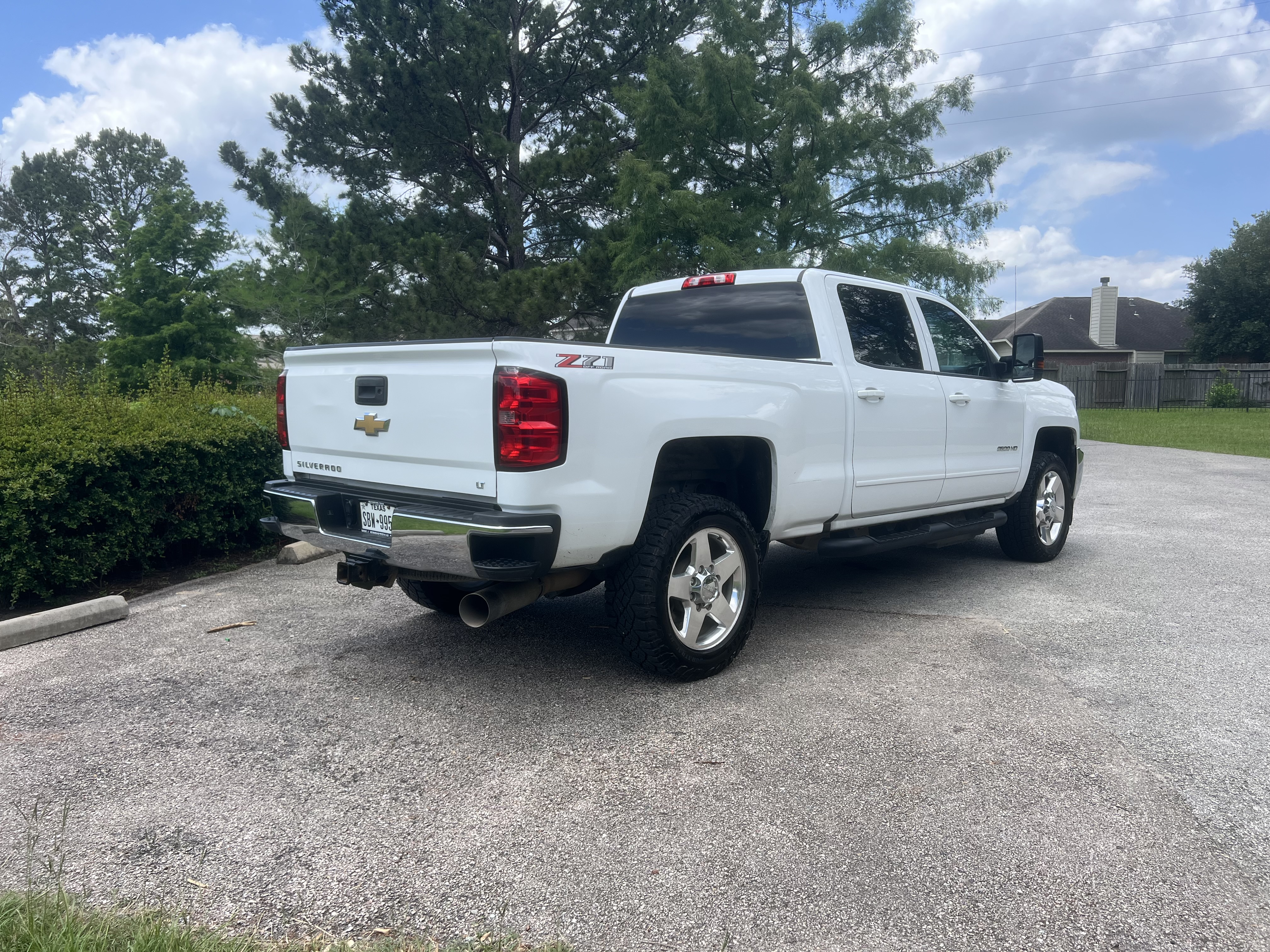 Used 2018 Chevrolet Silverado 2500 LT w/ Z71 Package, Off-Road AWD/4WD image 8