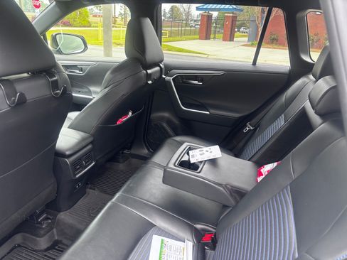 Used 2020 Toyota RAV4 XSE w/ XSE Grade Weather Package image 9