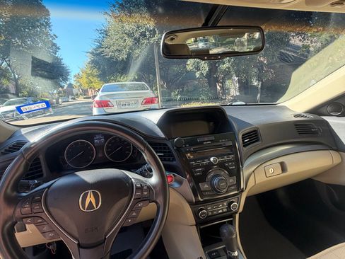 Used 2013 Acura ILX Hybrid w/ Technology Package image 13