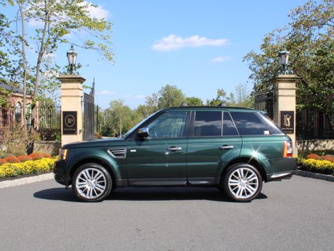Used 2010 Land Rover Range Rover Sport HSE LUX image 1