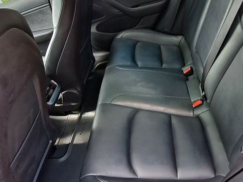 Used 2020 Tesla Model 3 Long Range image 8