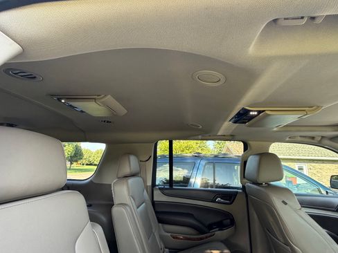 Used 2016 Chevrolet Suburban LTZ AWD/4WD image 14