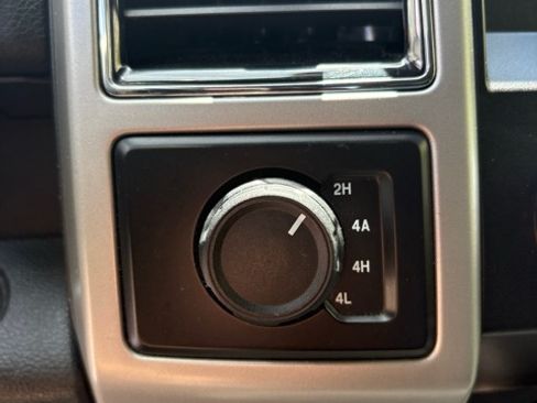 Used 2019 Ford F150 Lariat w/ Equipment Group 501A Mid AWD/4WD image 22