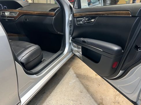 Used 2012 Mercedes-Benz S 350 BlueTEC 4MATIC image 16