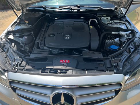 Used 2014 Mercedes-Benz E 350 Sedan image 6