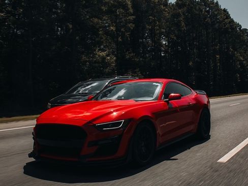 Used 2015 Ford Mustang Premium image 13