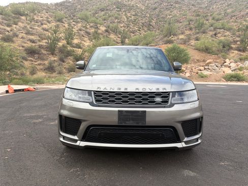 Used 2019 Land Rover Range Rover Sport Supercharged AWD/4WD image 10
