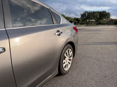 Used 2018 Nissan Altima 2.5 S w/ S Convenience Package image 9