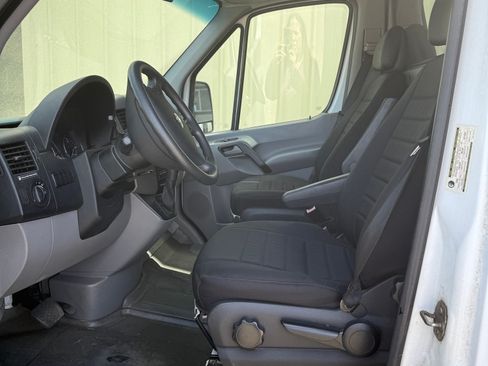 Used 2007 Dodge Sprinter 2500 image 14