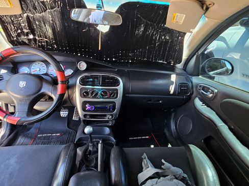 Used 2005 Dodge Neon image 4