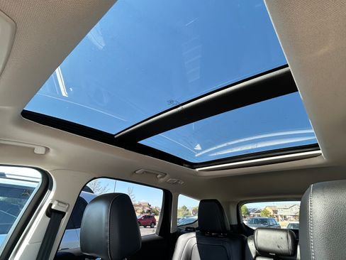 Used 2017 Ford Escape Titanium w/ Equipment Group 301A image 5