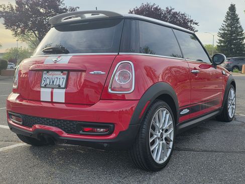 Used 2011 MINI Cooper John Cooper Works image 6