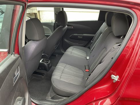 Used 2012 Chevrolet Sonic LT image 5