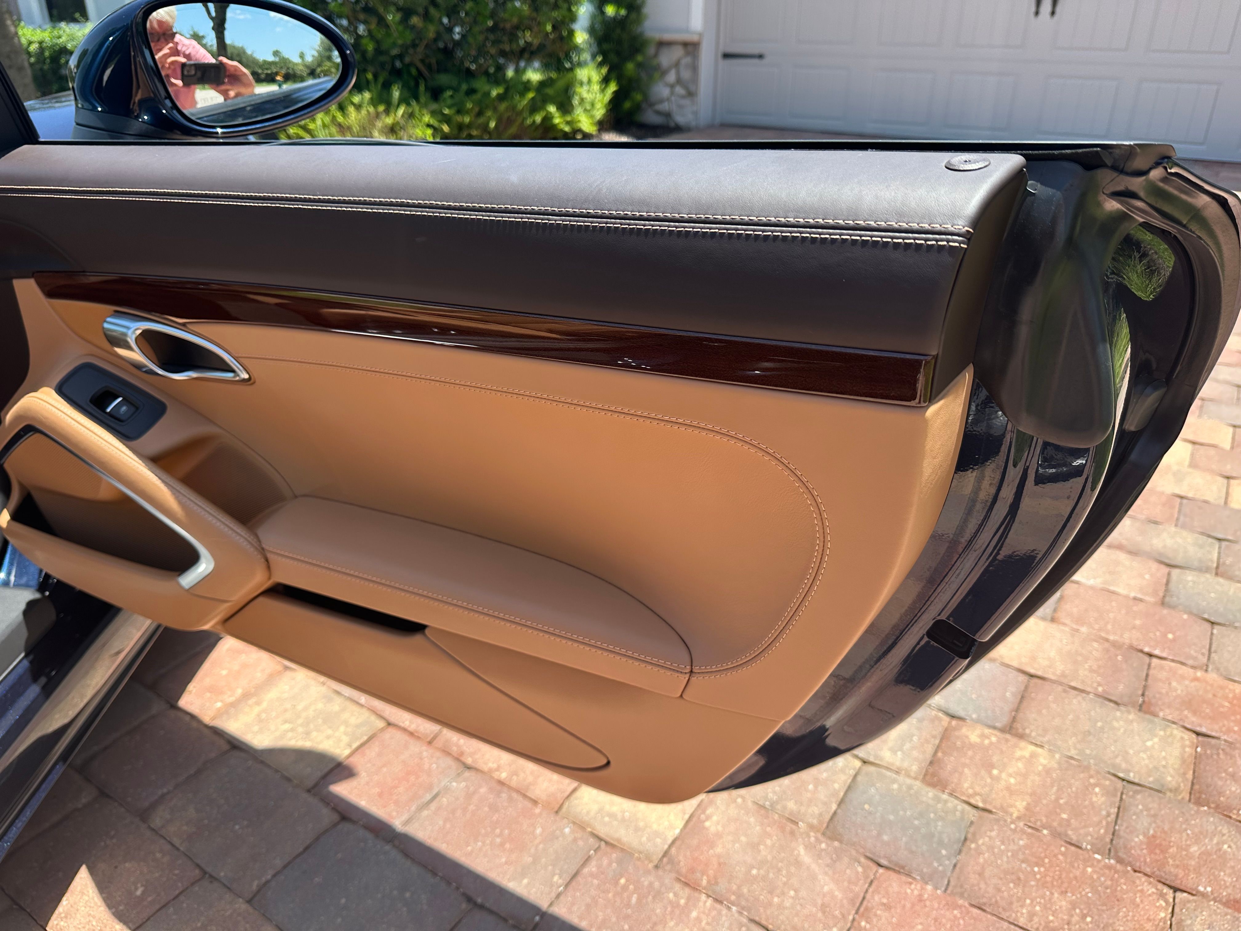 Used 2019 Porsche 718 Boxster RWD image 12
