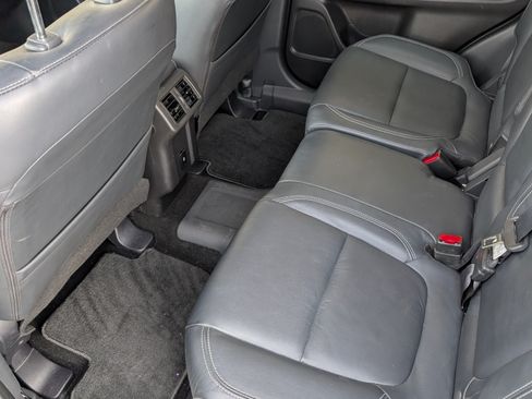 Used 2022 Mitsubishi Outlander GT image 13