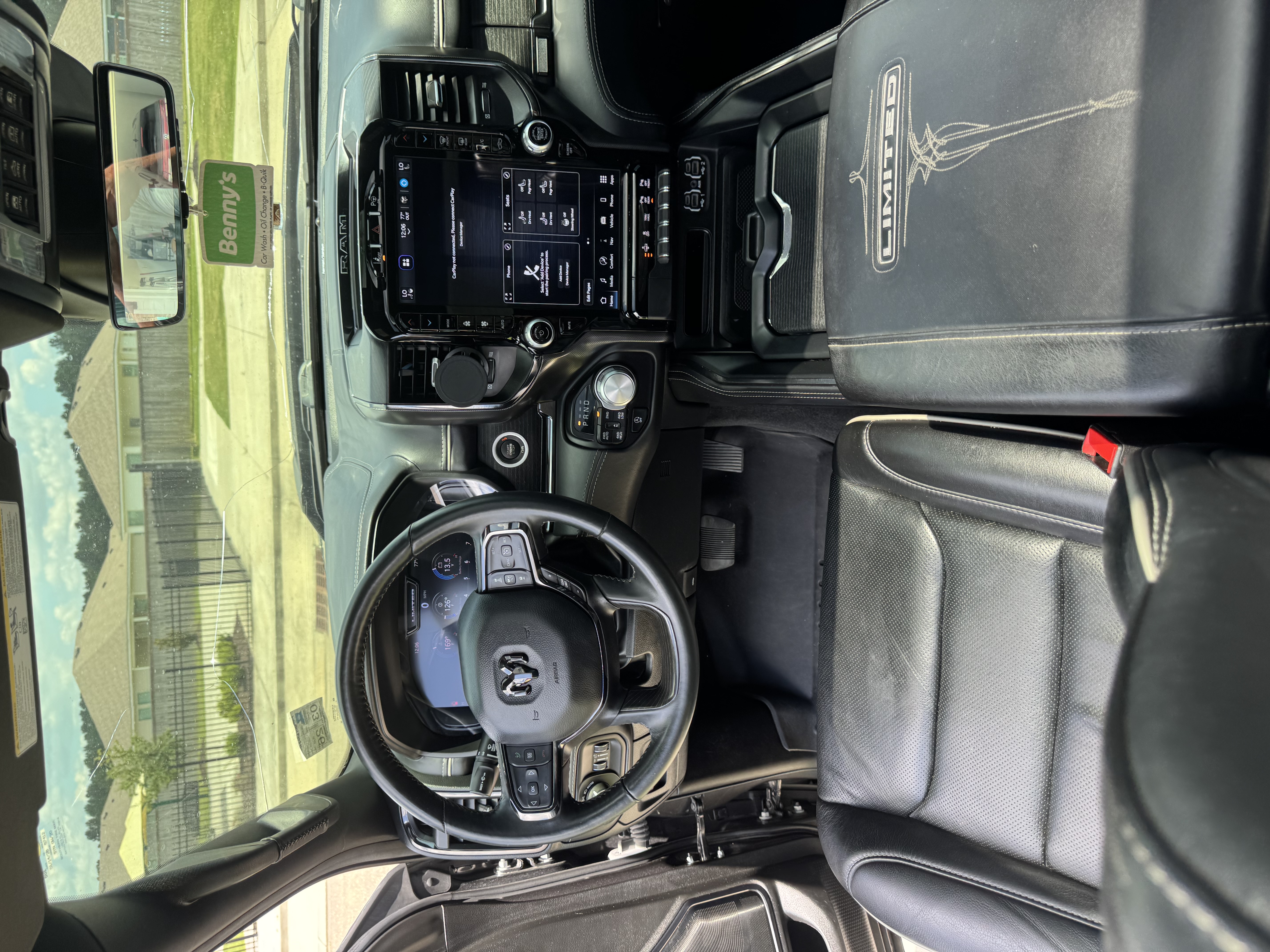 Used 2024 RAM 1500 Limited AWD/4WD image 6