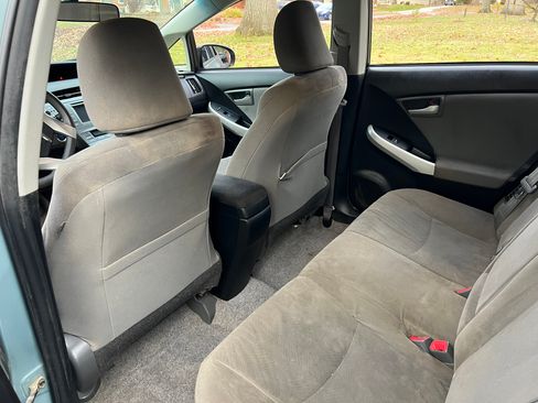 Used 2015 Toyota Prius Three FWD image 4