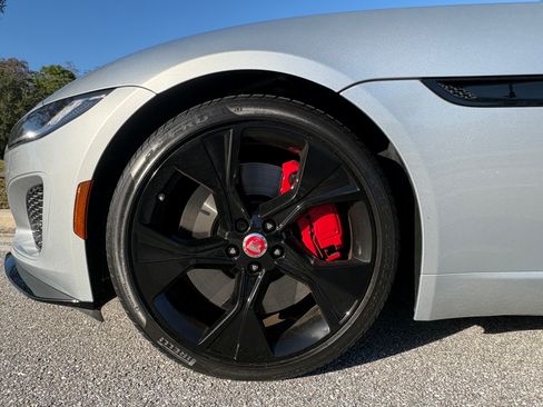 Used 2022 Jaguar F-TYPE Coupe image 10