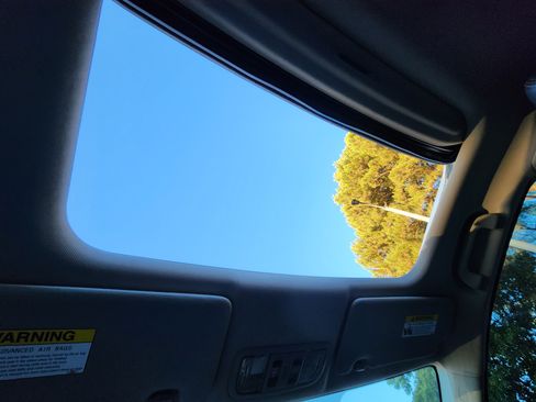 Used 2015 Honda Civic EX-L image 9