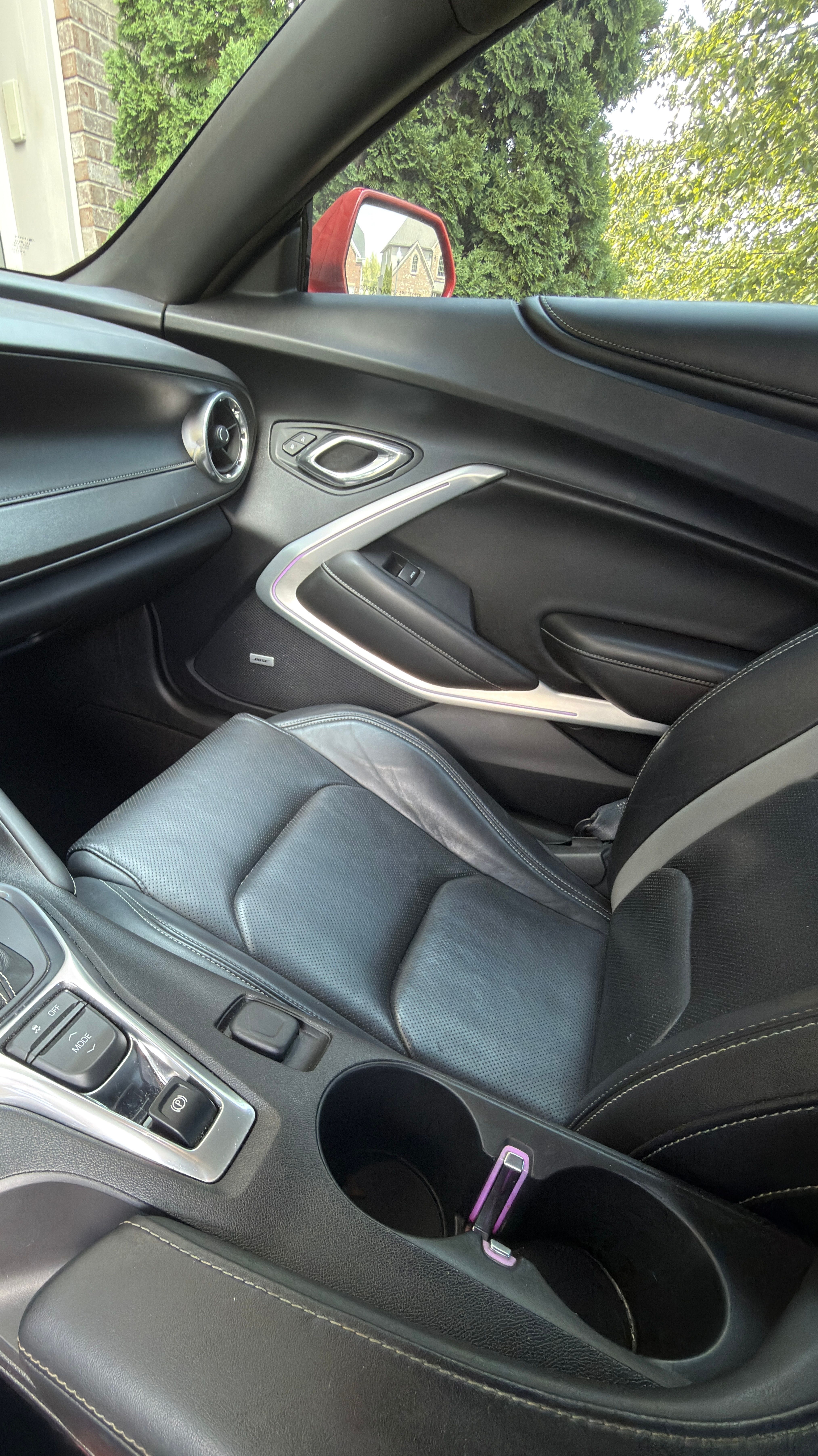 Used 2016 Chevrolet Camaro LT RWD image 25