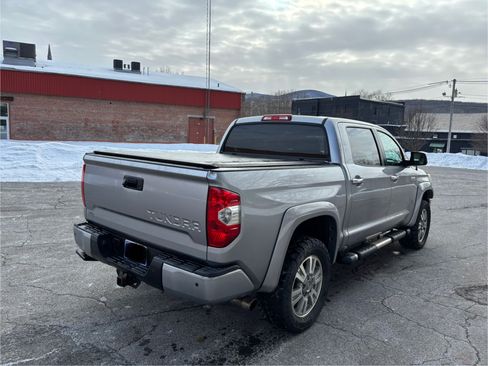 Used 2014 Toyota Tundra Platinum image 10