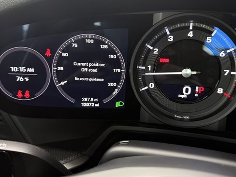 Used 2022 Porsche 911 Carrera image 6