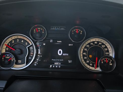 Used 2015 RAM 2500 Laramie image 14